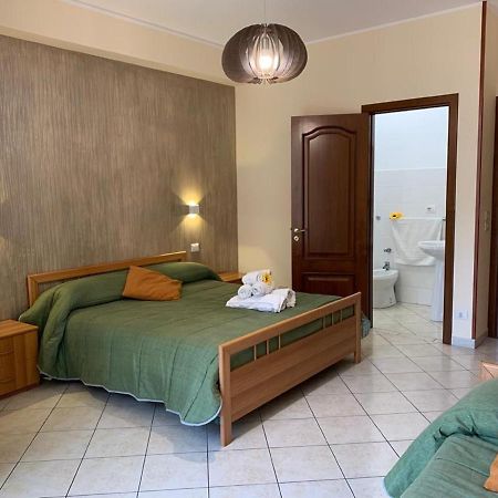 B&B Casabella Рипосто Екстериор снимка
