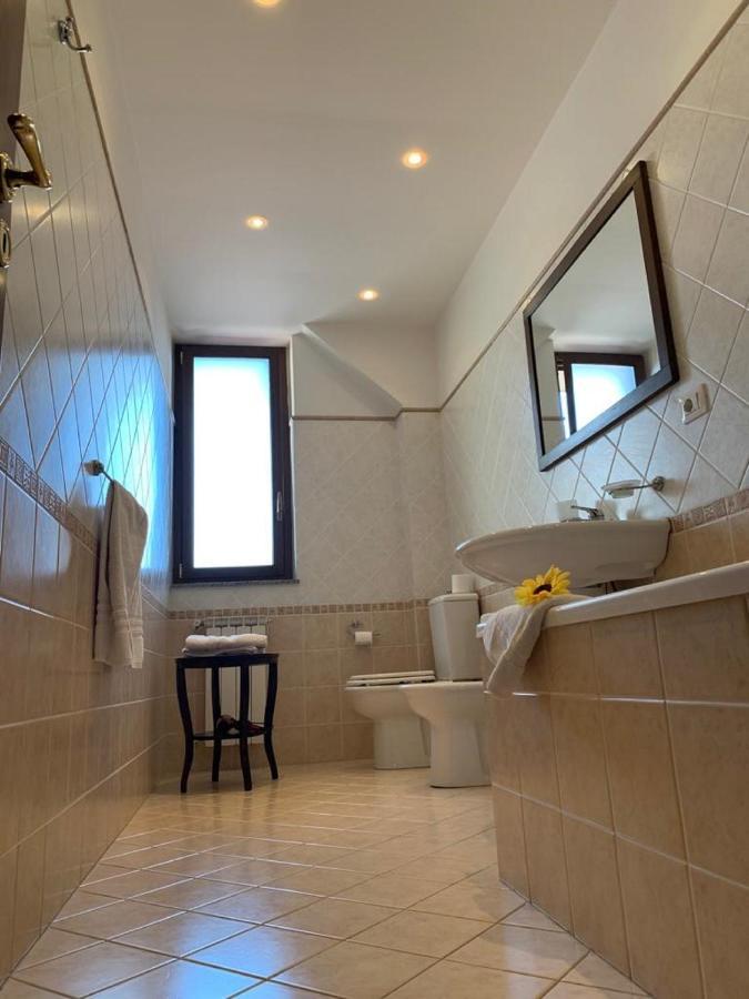 B&B Casabella Рипосто Екстериор снимка